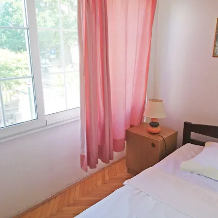 House 스플리트