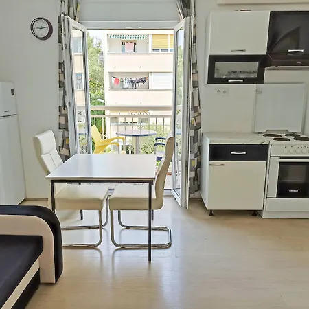 Apartman House