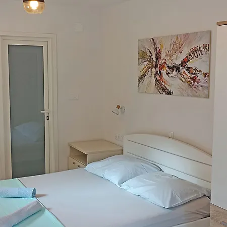House Apartment Split