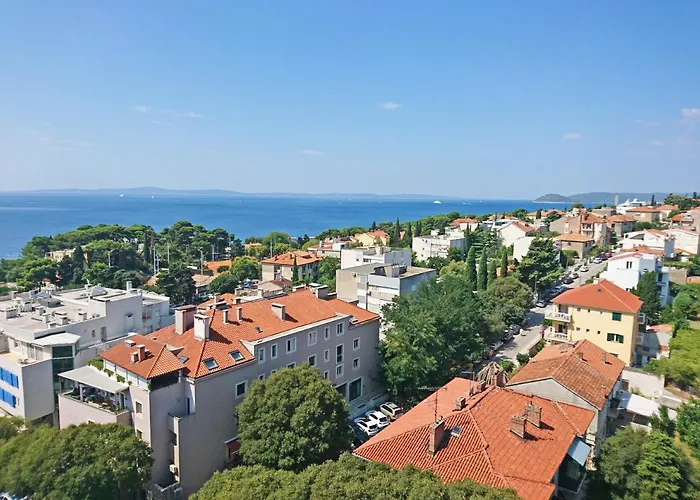 Beach House Apartment