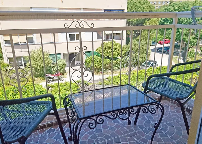 Beach House Apartment *